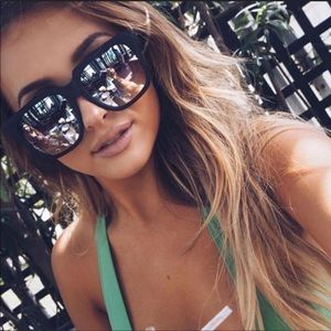 Quay Australia “on the prowl” sunglasses